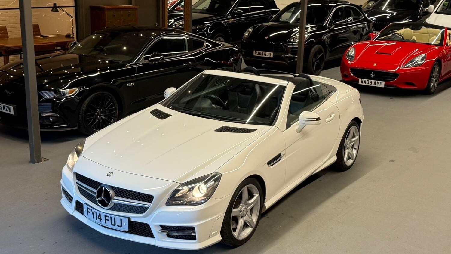 Used Mercedes-Benz SLK 2014 for sale - 76866479: Photo 35