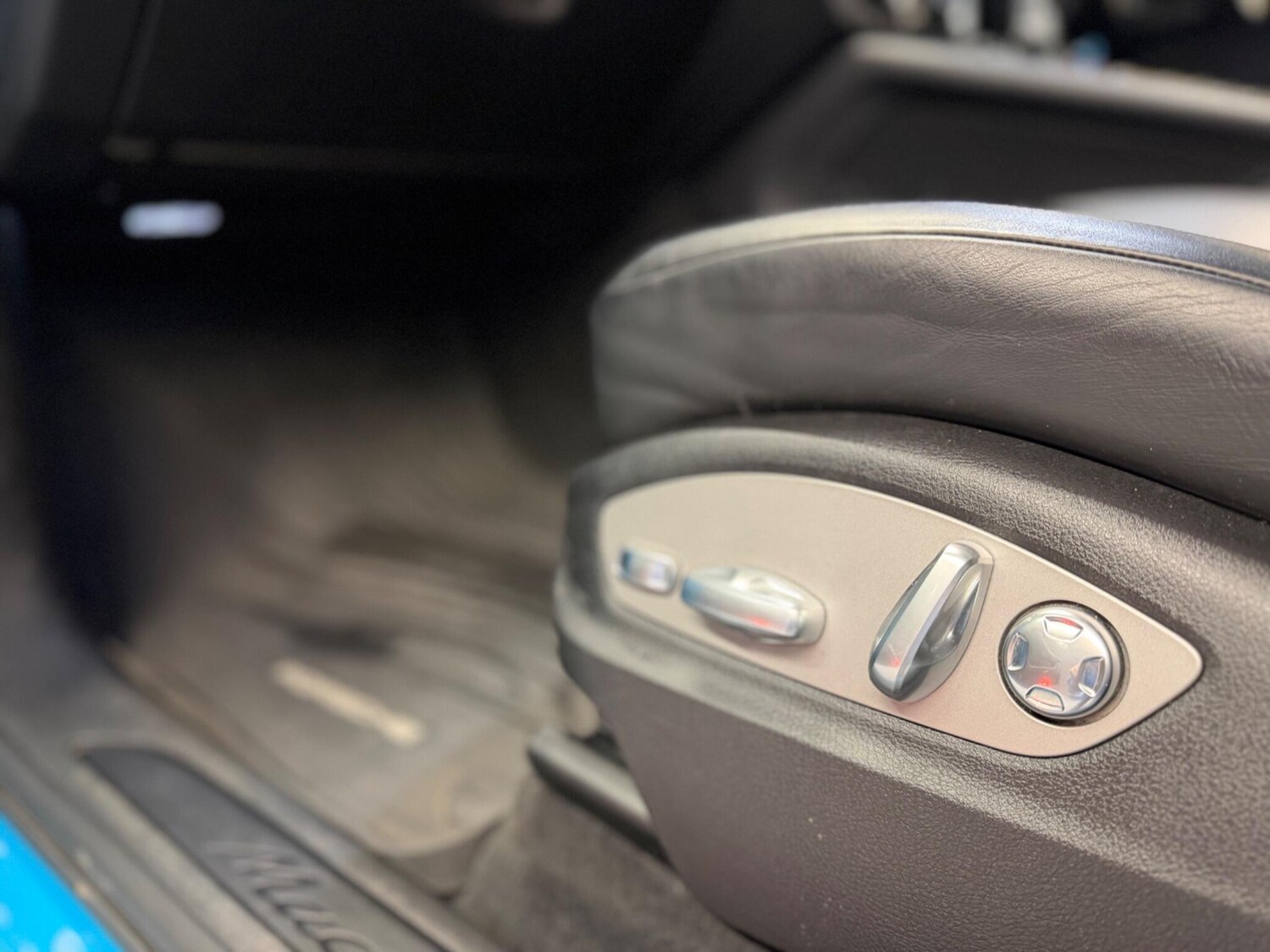 Used Porsche Macan 2018 for sale - 78127583: Photo 32