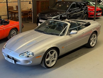 Used Jaguar XK8 2000 for sale - 78404635: Photo