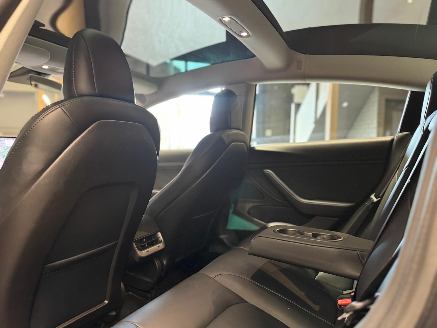 Used Tesla Model 3 2020 for sale - 77637941: Photo 30