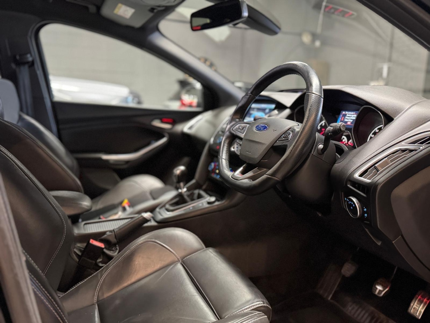 Used Ford Focus for sale - 77216206: Photo 3