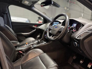 Used Ford Focus 2015 for sale - 77216206: Photo