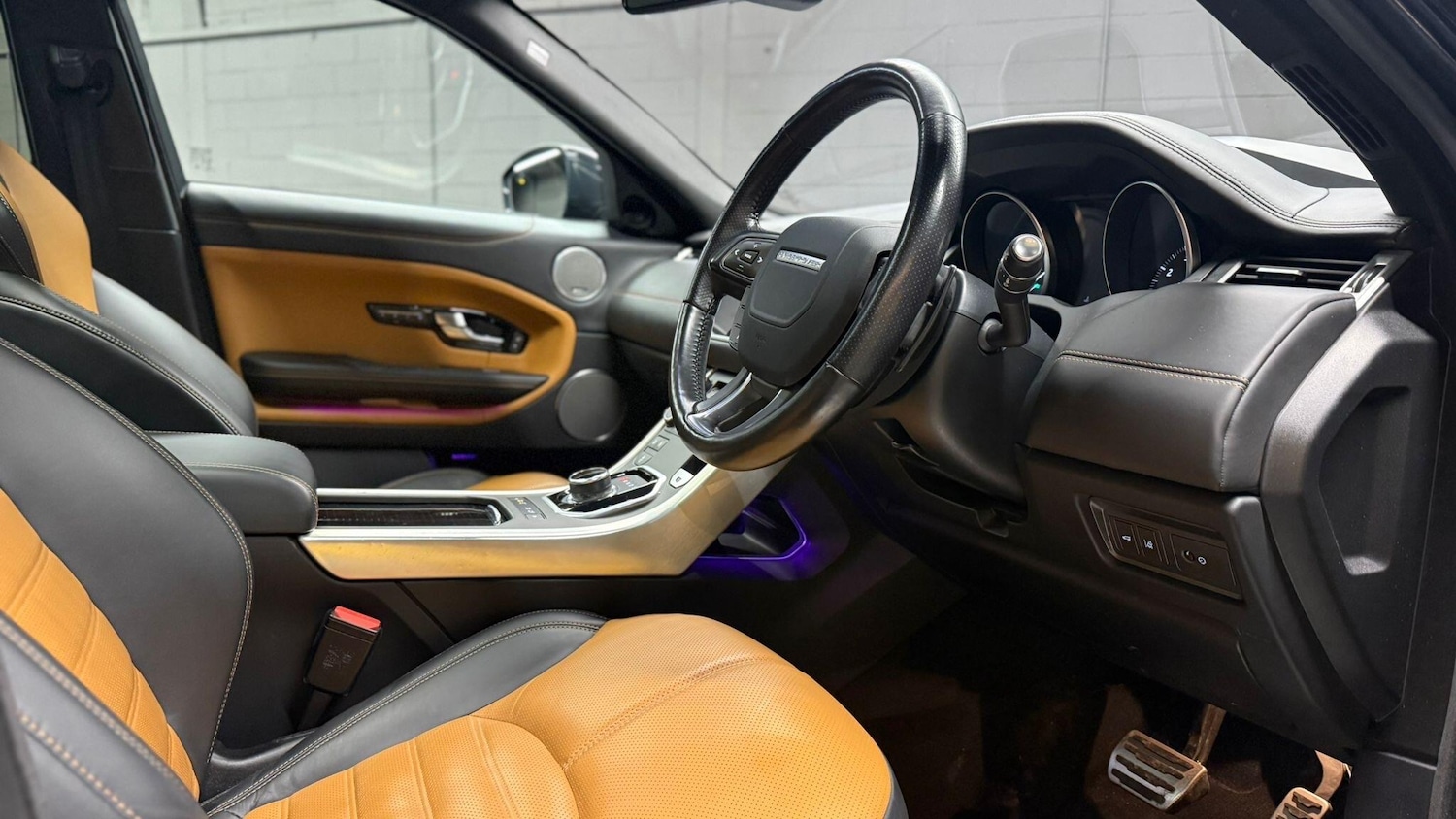 Used Land Rover Range Rover Evoque 2018 for sale - 77131701: Photo 3