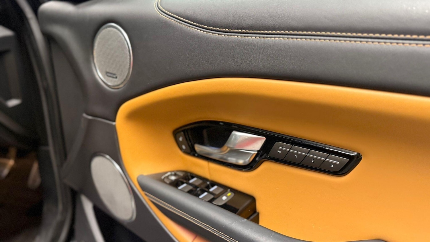 Used Land Rover Range Rover Evoque 2018 for sale - 77131701: Photo 32