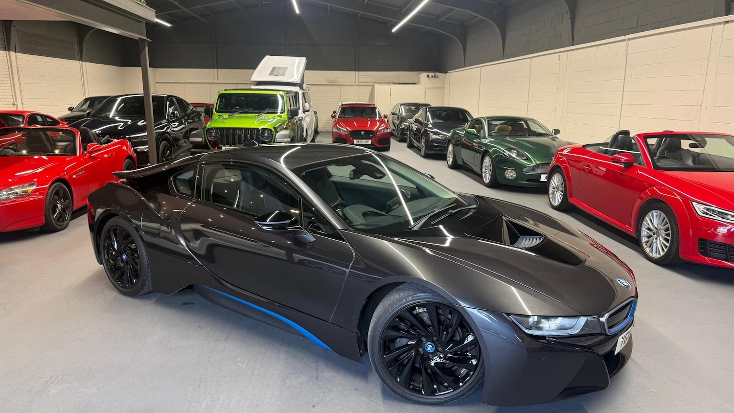 Used BMW i8 for sale - 76866562: Photo 1