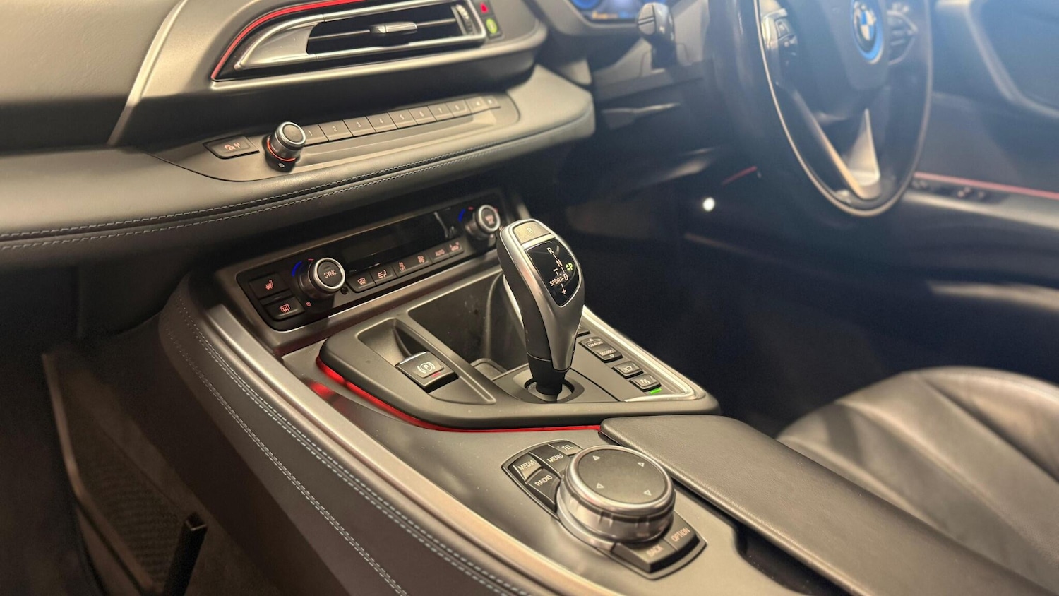 Used BMW i8 for sale - 76866562: Photo 26