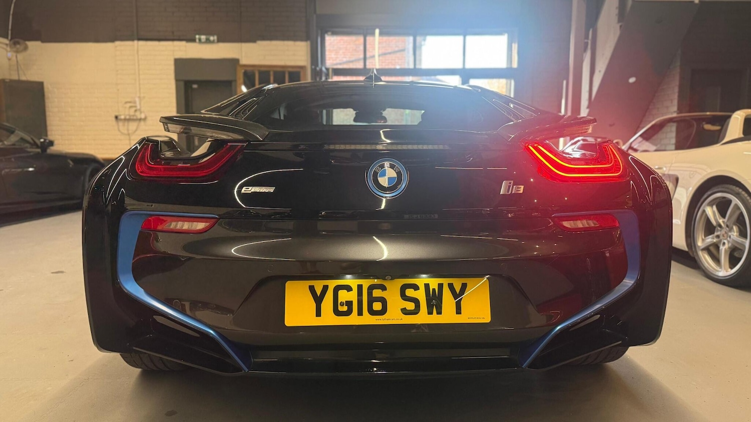 Used BMW i8 for sale - 76866562: Photo 37