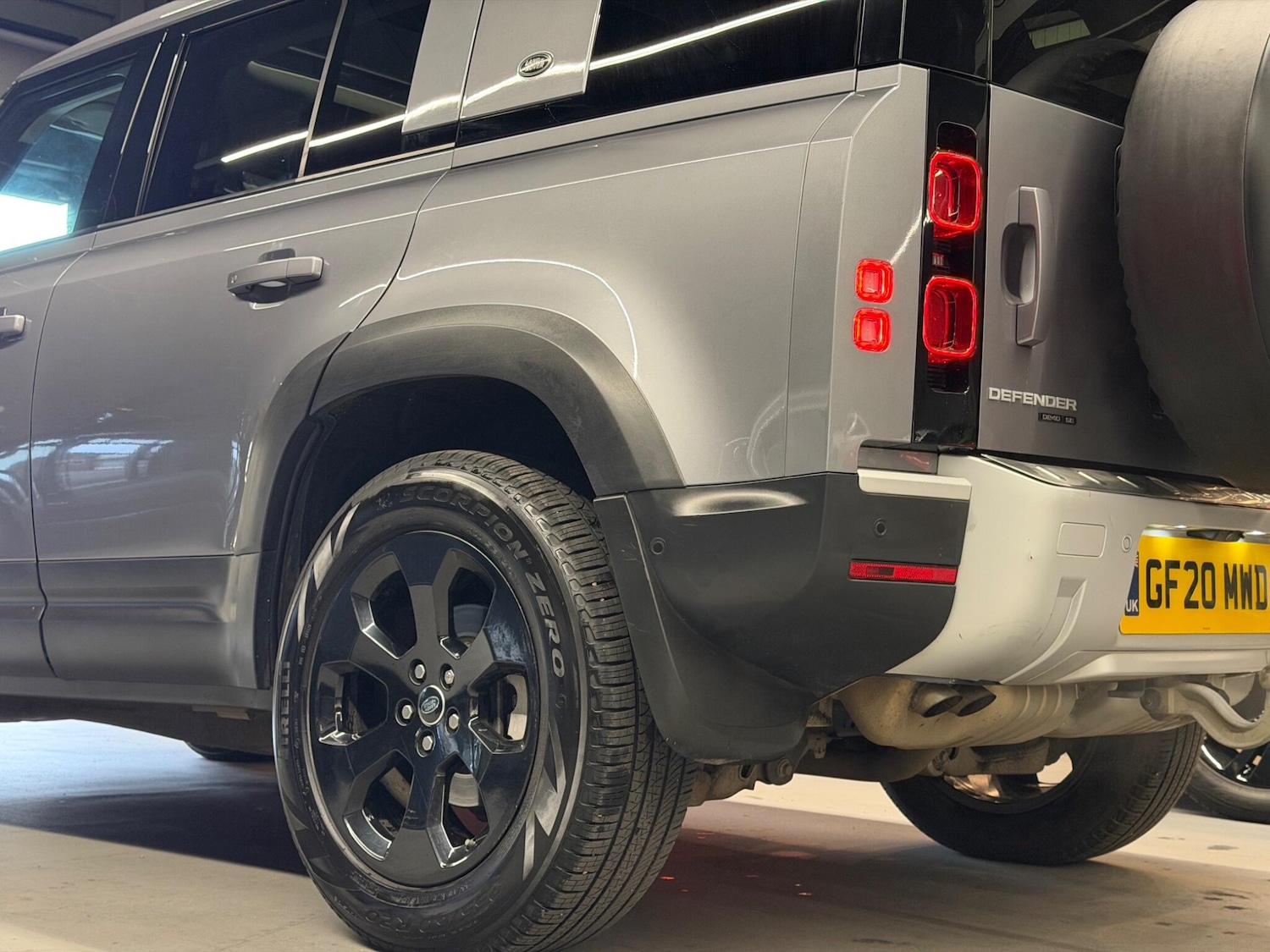 Used Land Rover Defender 2020 for sale - 78127451: Photo 10