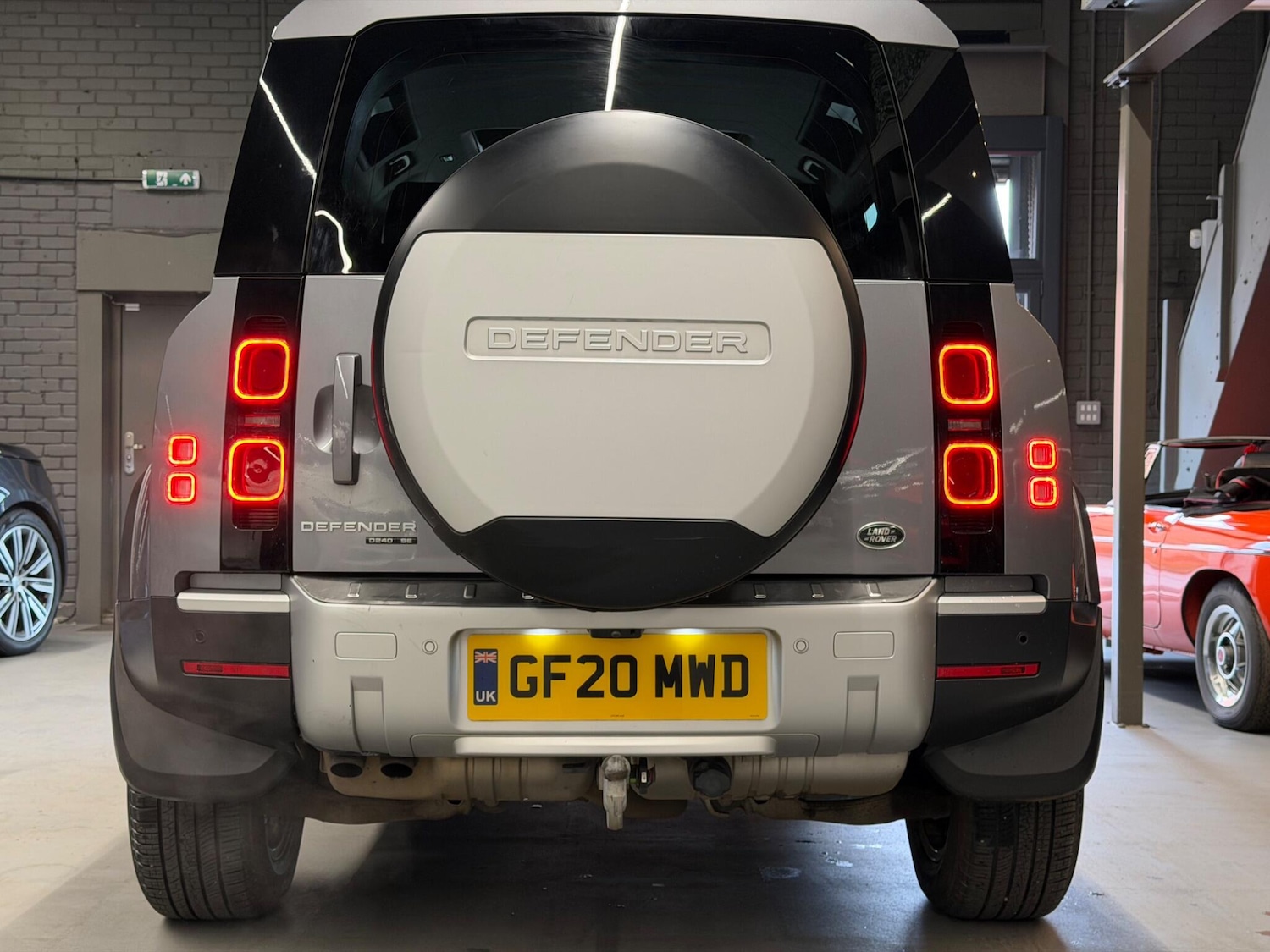 Used Land Rover Defender 2020 for sale - 78127451: Photo 12