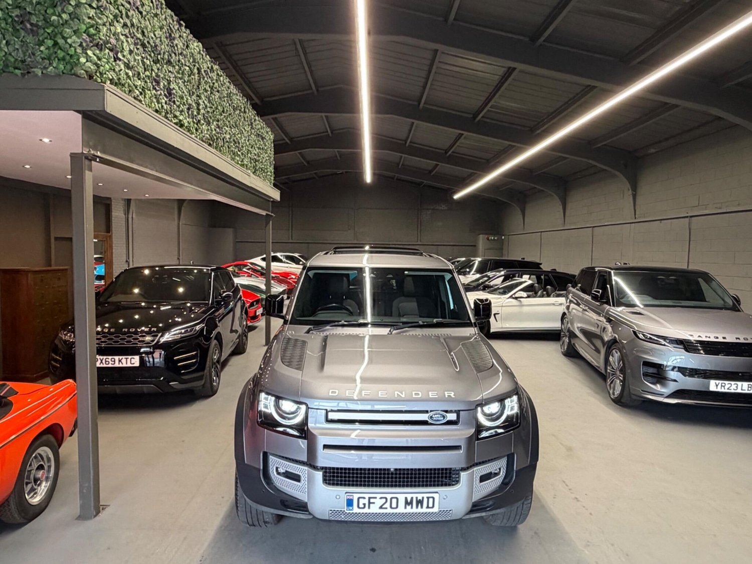 Used Land Rover Defender 2020 for sale - 78127451: Photo 14