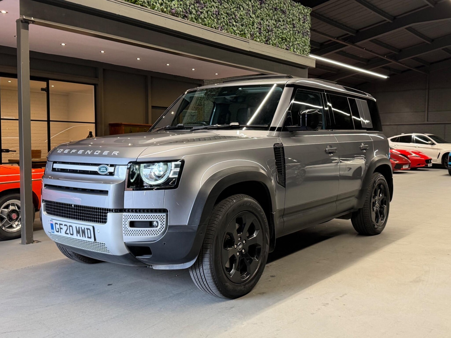 Used Land Rover Defender 2020 for sale - 78127451: Photo 5