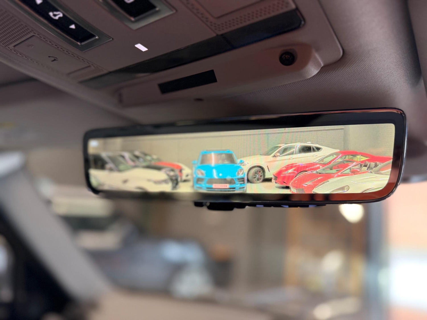 Used Land Rover Defender 2020 for sale - 78127451: Photo 9