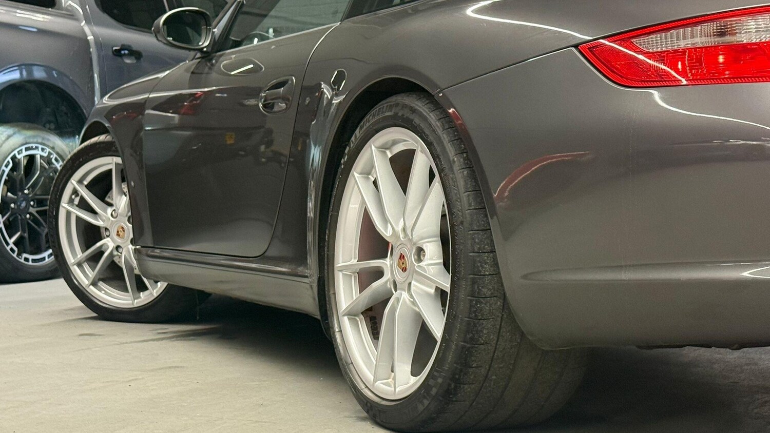 Used Porsche 911 for sale - 77538280: Photo 28