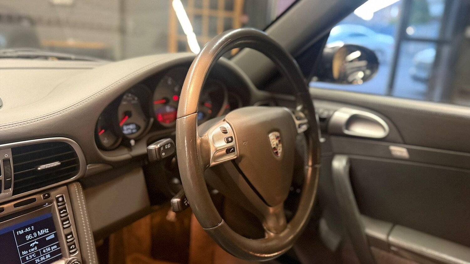 Used Porsche 911 for sale - 77538280: Photo 41