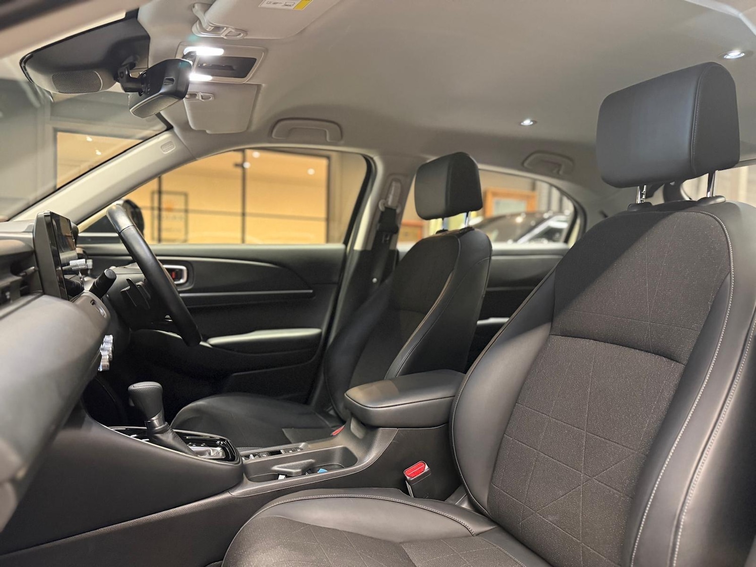 Used Honda HR-V 2023 for sale - 77320970: Photo 15