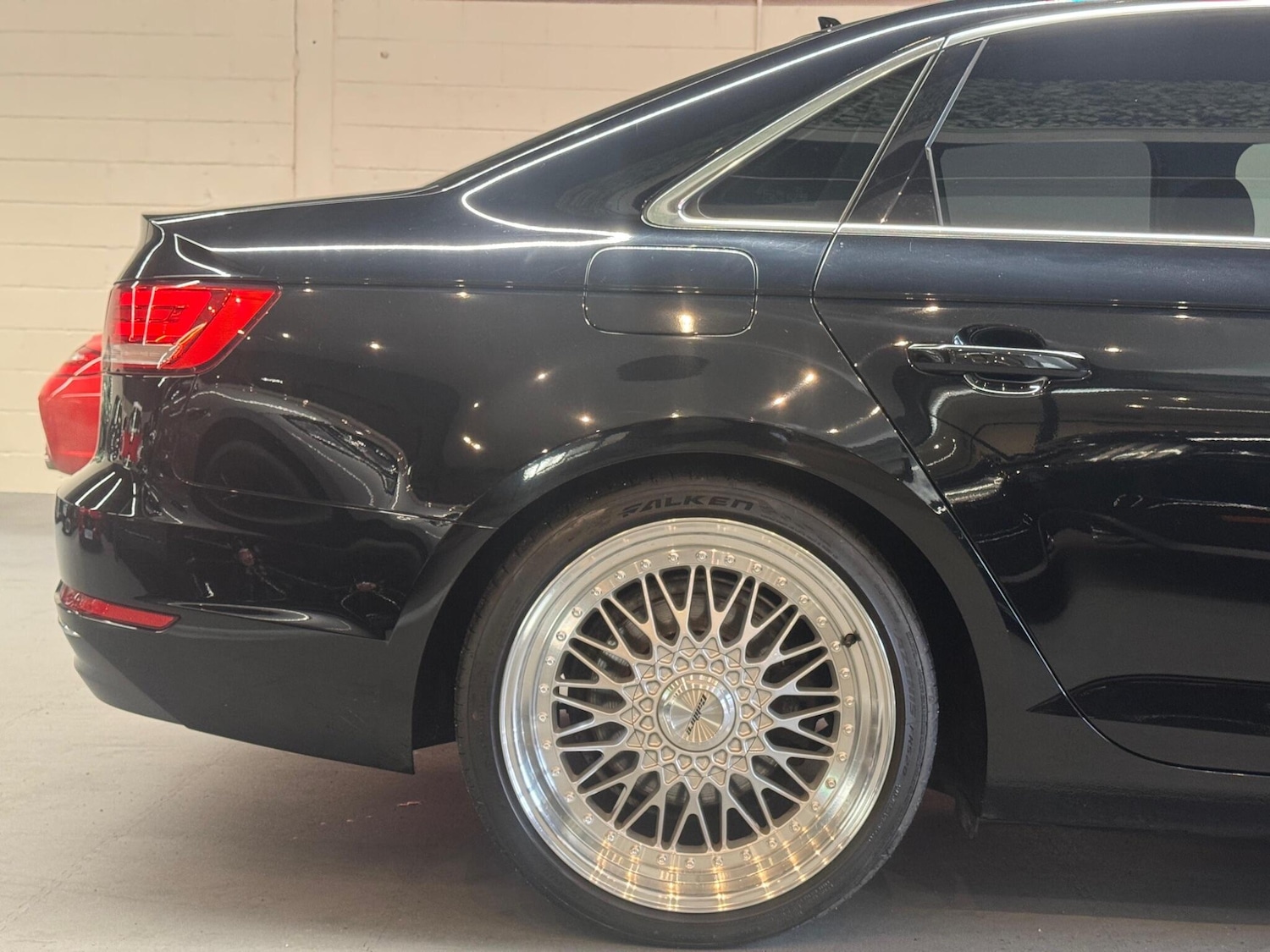 Used Audi A4 for sale - 76865650: Photo 24