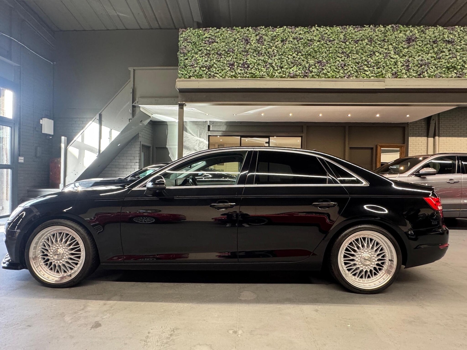 Used Audi A4 for sale - 76865650: Photo 4