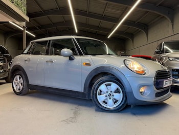 Used MINI Hatch 2017 for sale - 78261007: Photo