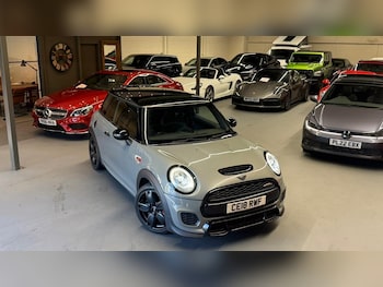 Used MINI Hatch 2018 for sale - 76866390: Photo
