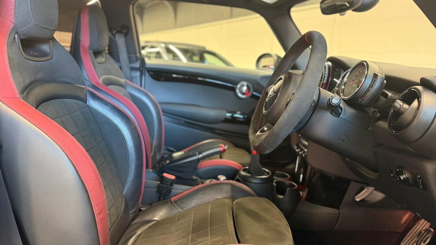 Used MINI Hatch 2018 for sale - 76866390: Photo 7