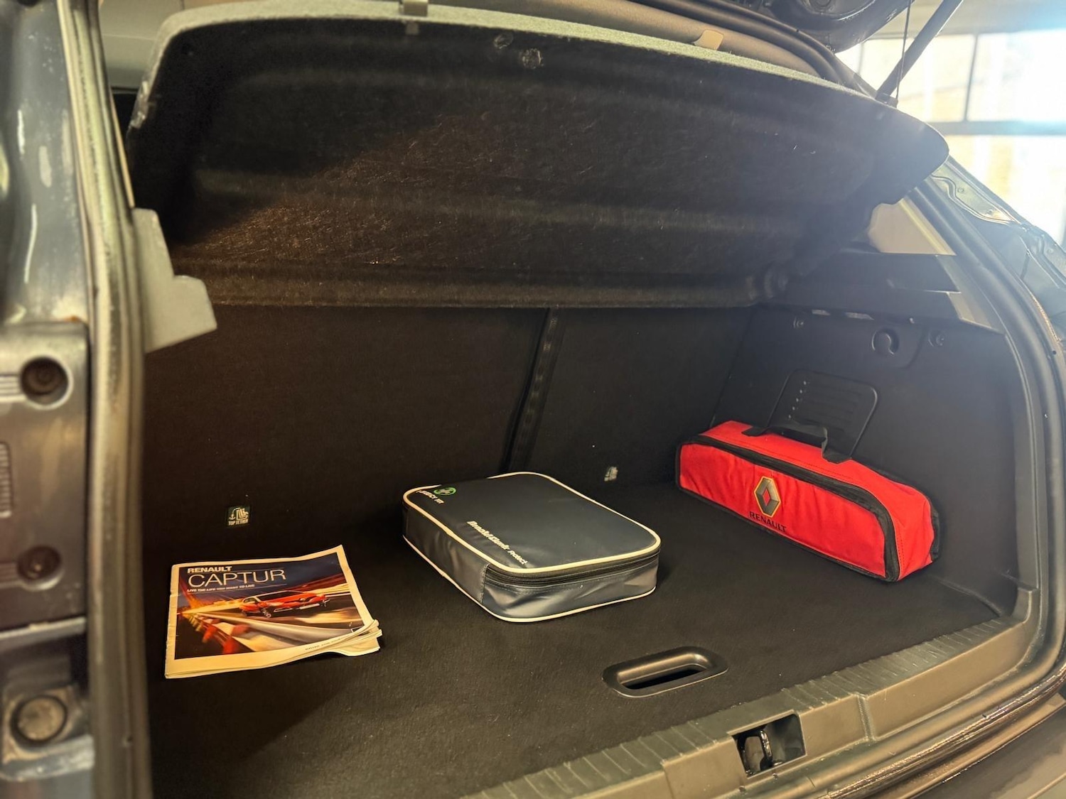 Used Renault Captur 2014 for sale - 77203057: Photo 17