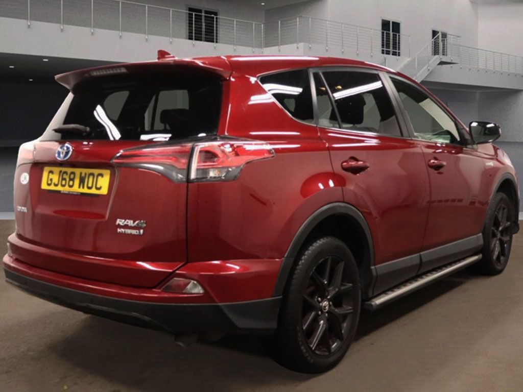 Used Toyota RAV4 2018 for sale - 76396331: Photo 4