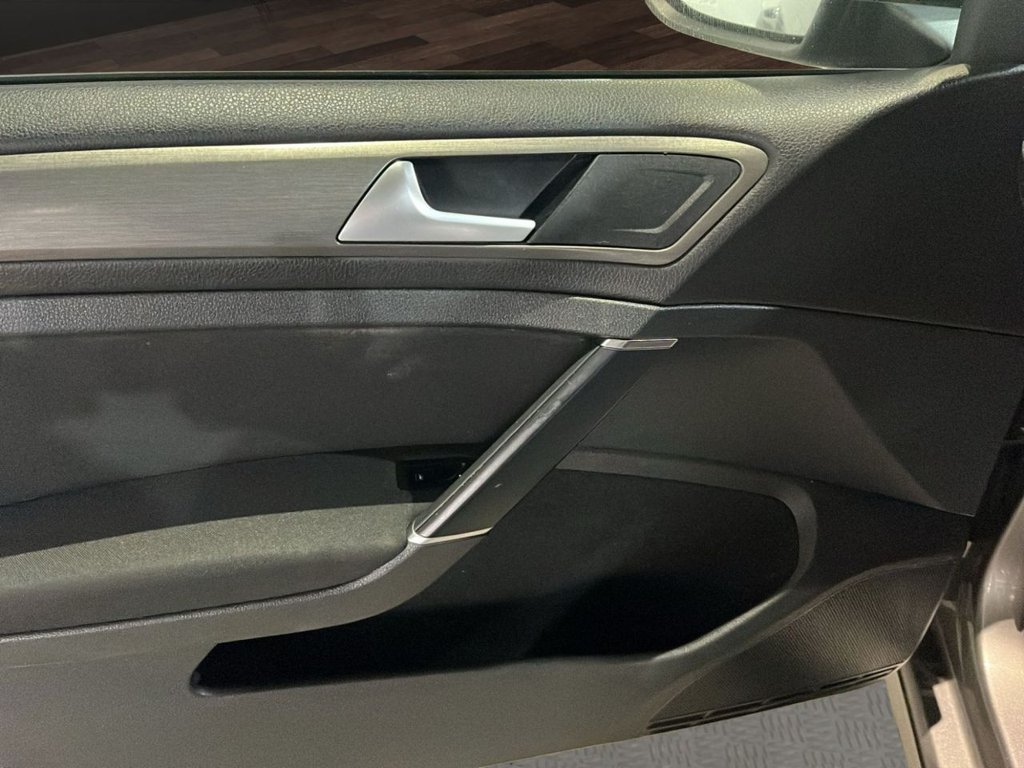 Used Volkswagen Golf 2013 for sale - 77139608: Photo 11