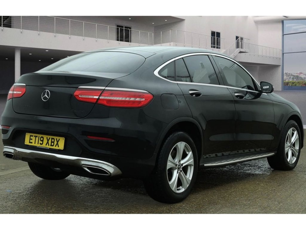 Used Mercedes-Benz GLC 2019 for sale - 77642682: Photo 4