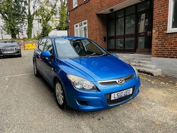 Used Hyundai i30 2010 for sale - 76095851: Photo 3