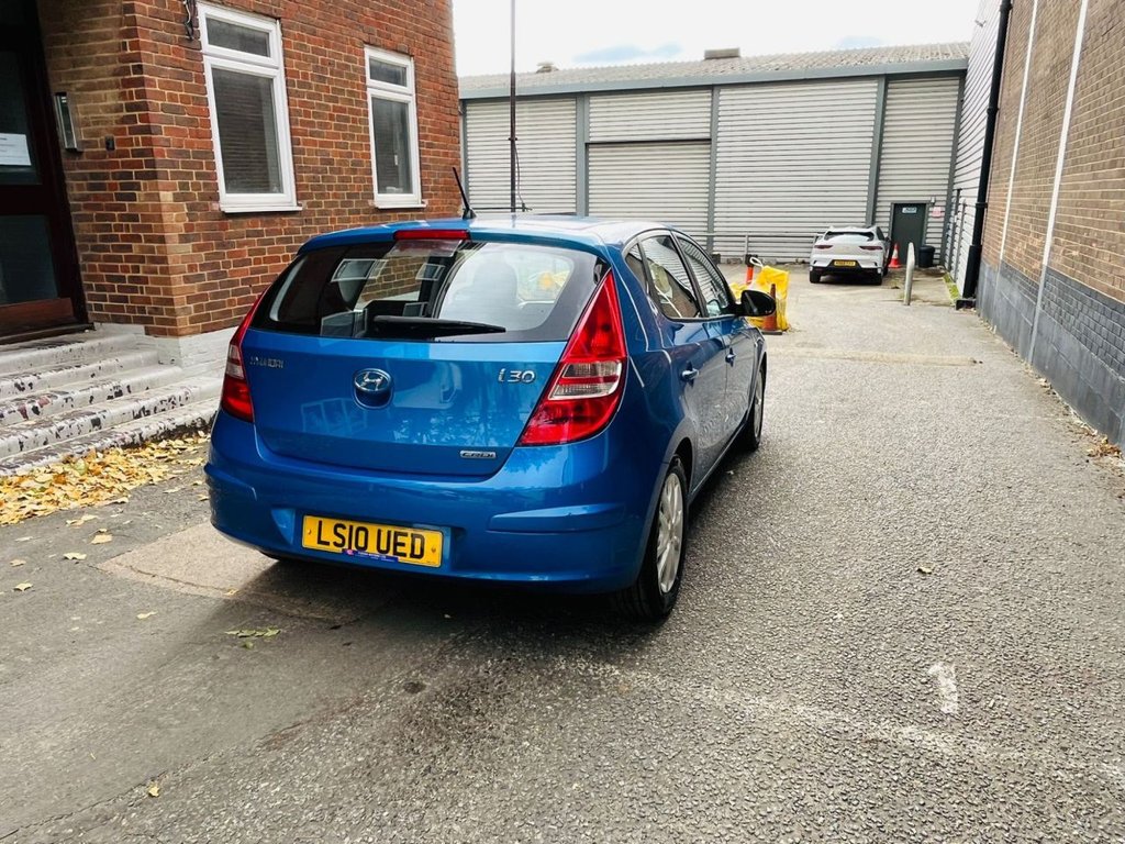 Used Hyundai i30 2010 for sale - 76095851: Photo 7