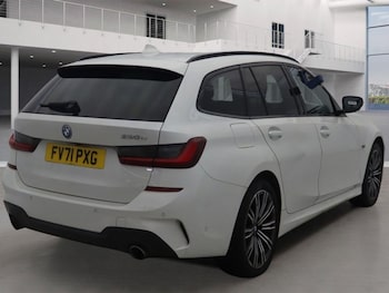 2021 (71) - 2.0 330e 12kWh M Sport Touring 5dr Petrol Plug-in Hybrid Auto Euro 6 (s/s)