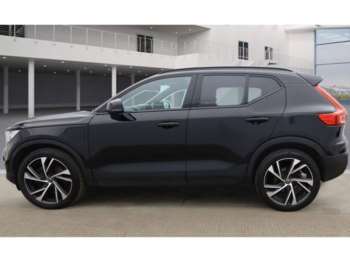 Used Volvo XC40 2020 for sale - 74676074: Photo