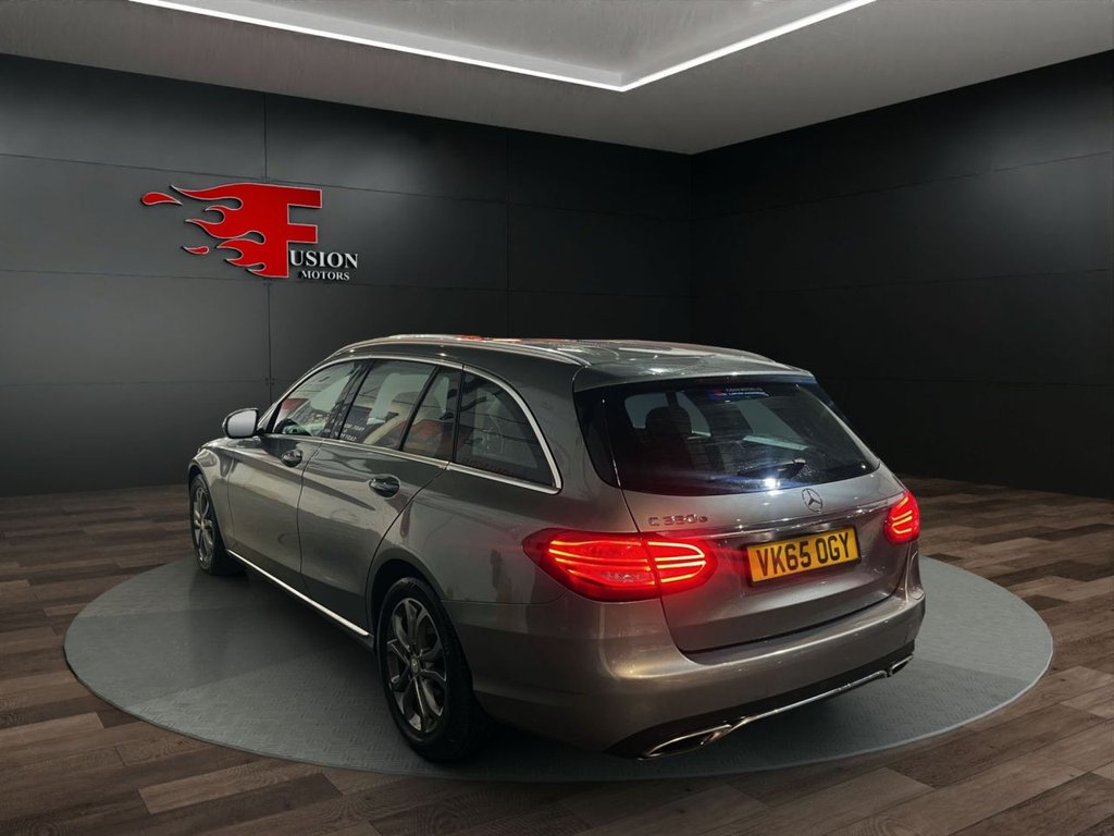 Used Mercedes-Benz C Class 2015 for sale - 77360245: Photo 4