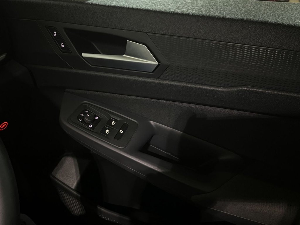 Used Ford Tourneo Connect 2024 for sale - 78088299: Photo 11