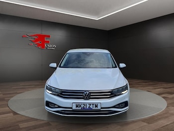 Used Volkswagen Passat 2021 for sale - 76105458: Photo 2