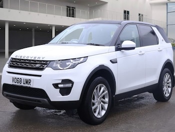 Used Land Rover Discovery Sport 2018 for sale - 76313015: Photo 2