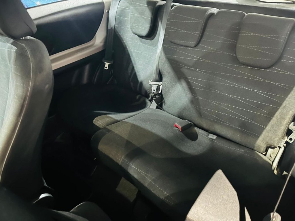 Used Toyota Yaris 2006 for sale - 77452256: Photo 12