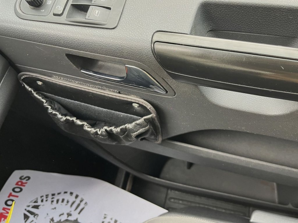 Used Volkswagen Transporter Shuttle 2010 for sale - 76303752: Photo 11