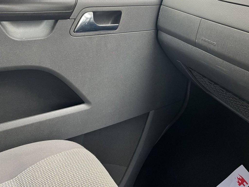 Used Volkswagen Transporter Shuttle 2010 for sale - 76303752: Photo 12