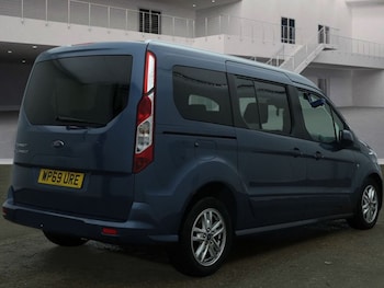 Used Ford Grand Tourneo Connect 2019 for sale - 75801109: Photo