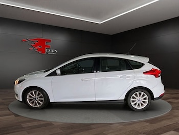 Used Ford Focus 2015 for sale - 77525945: Photo