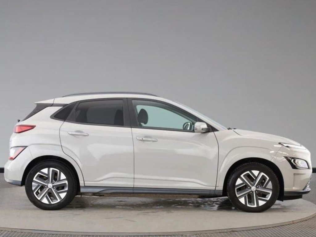 Used Hyundai KONA 2023 for sale - 78044743: Photo 2