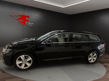 Used Volkswagen Passat 2022 for sale - 77795037: Photo