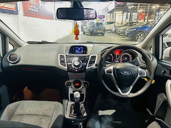 Used Ford Fiesta 2011 for sale - 78637947: Photo