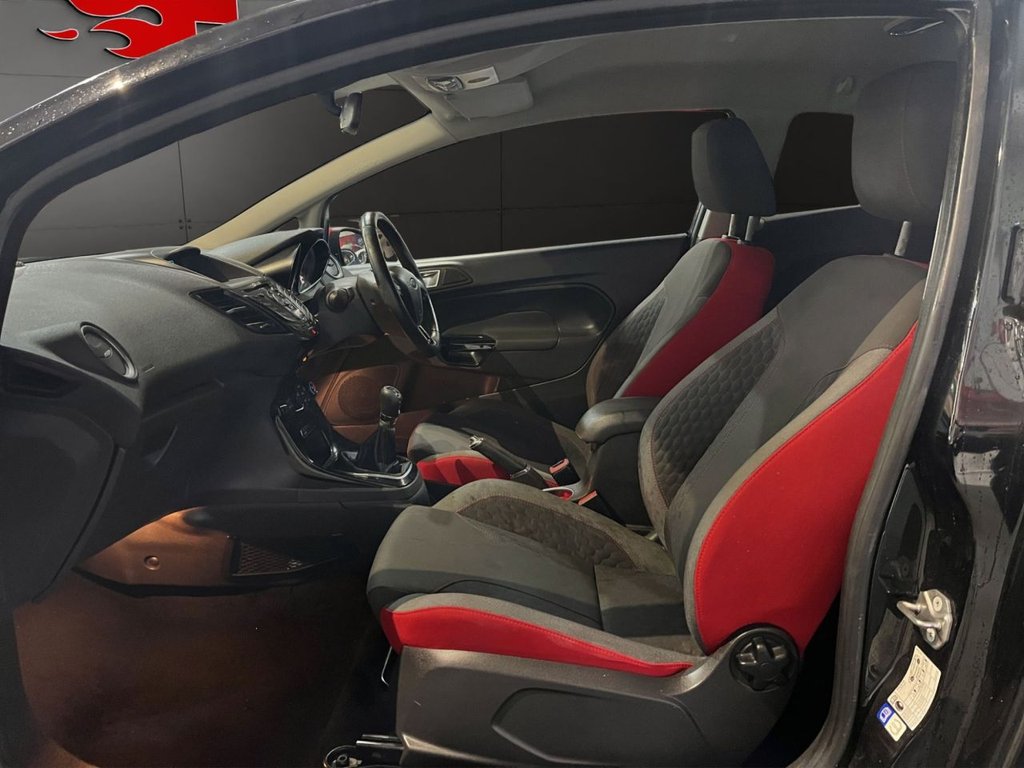 Used Ford Fiesta 2015 for sale - 77397255: Photo 14