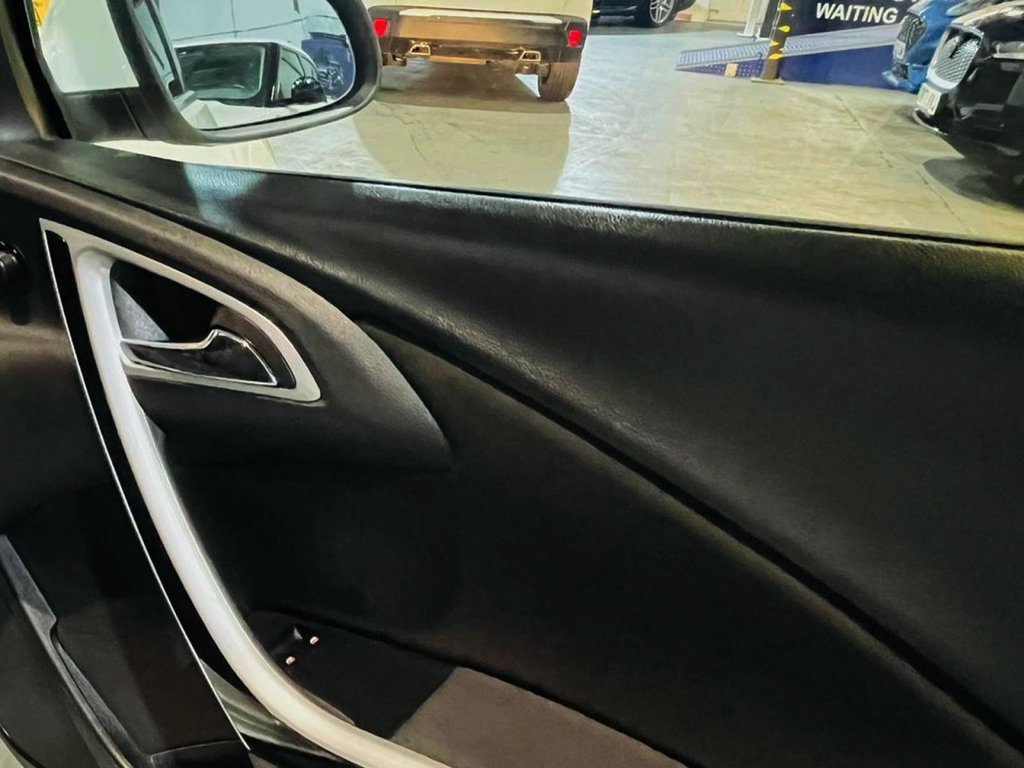 Used Vauxhall Astra 2013 for sale - 77593663: Photo 10