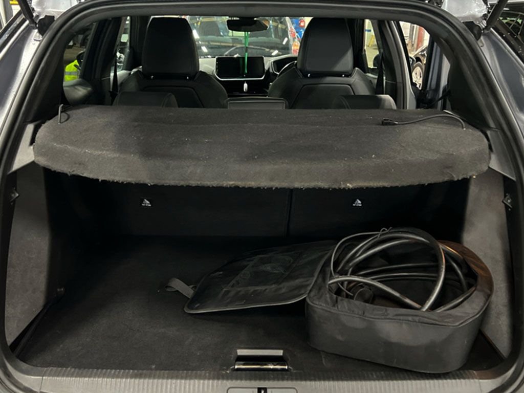 Used Peugeot 2008 2021 for sale - 76454530: Photo 7