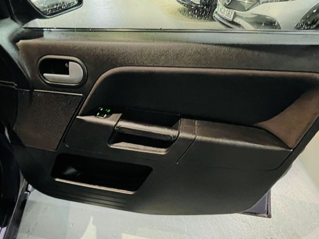 Used Ford Fusion 2007 for sale - 77153189: Photo 10