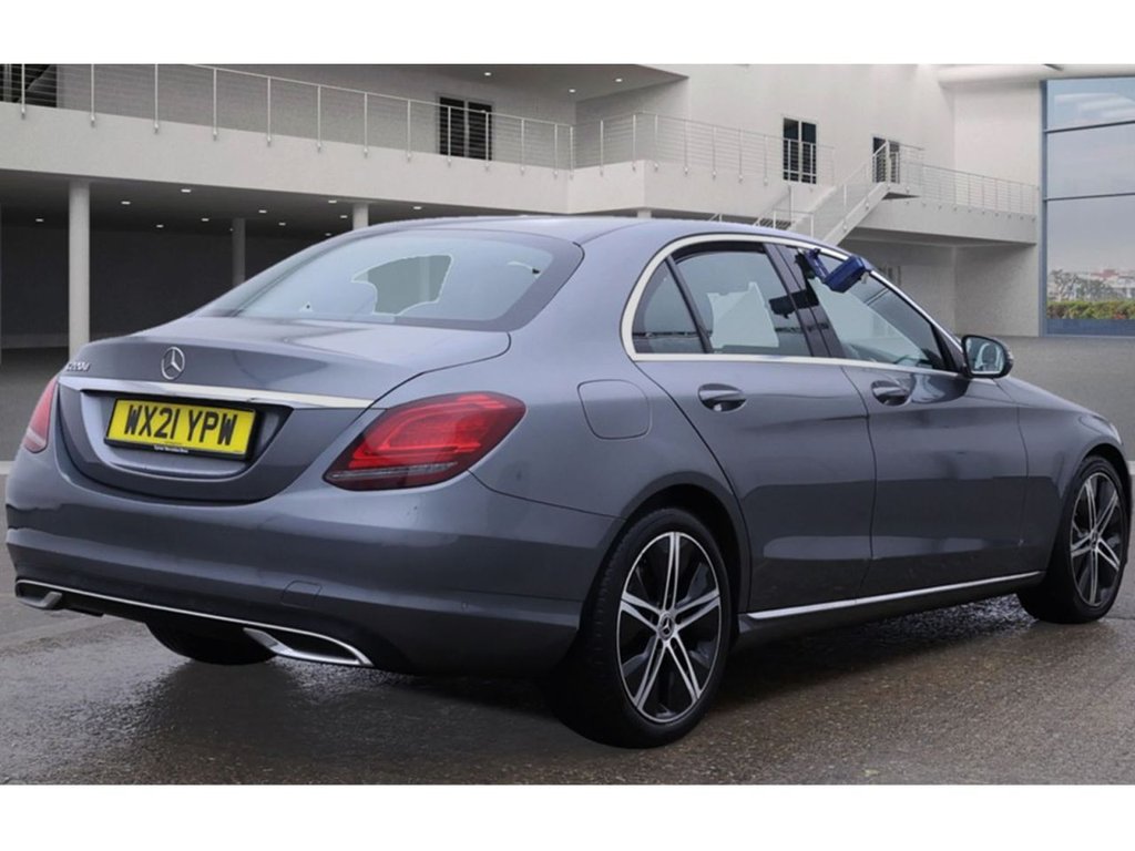 Used Mercedes-Benz C Class 2021 for sale - 76710989: Photo 4