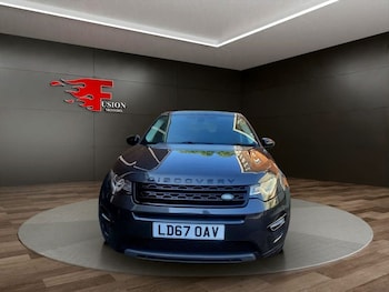 Used Land Rover Discovery Sport 2017 for sale - 77256132: Photo